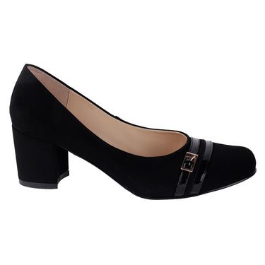 Zapatilla Cerrada Fratello Color Negro Para Mujer 2482